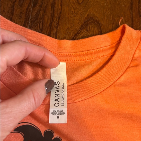 Woman's Disney Halloween short sleeve
Md/Lg only worn once Minnie/Mickey - Picture 5 of 6